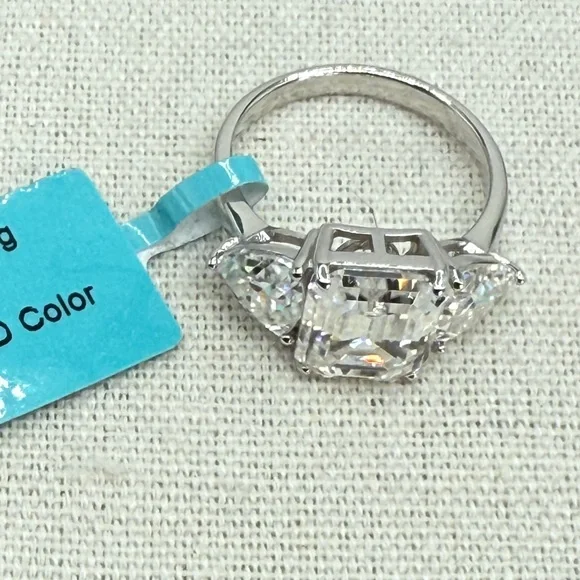 7.40 CTW Moissanite Three Stone Asscher Cut Ring 925 Silver Size 8 NWT - Picture 3 of 17